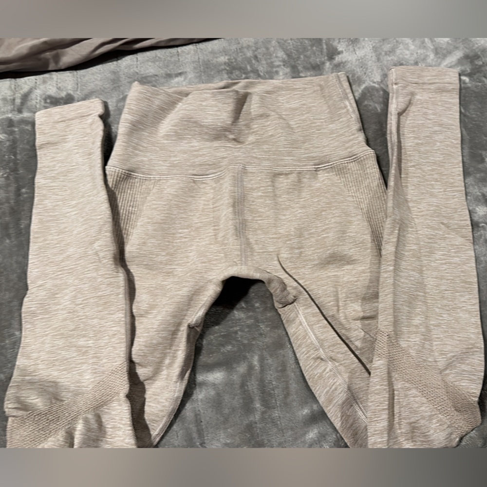 Alphalete Aero Leggings